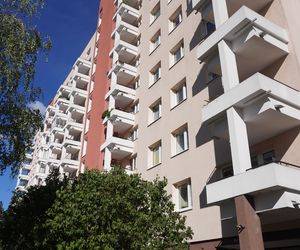 Blok przy ul. Sonaty 6 na Mokotowie, w którym żył Beksiński