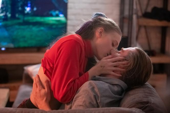 Na Wspólnej odc. 3100 - opis, streszczenie: Daniel niszczy seks Adama i Darii