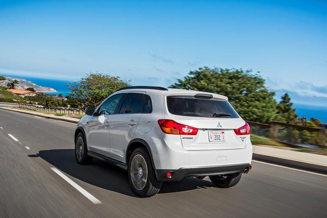 Mitsubishi Outlander Sports 2016