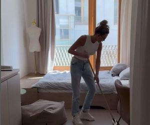 Małgorzata Rozenek-Majdan zainstalowała syna w akademiku