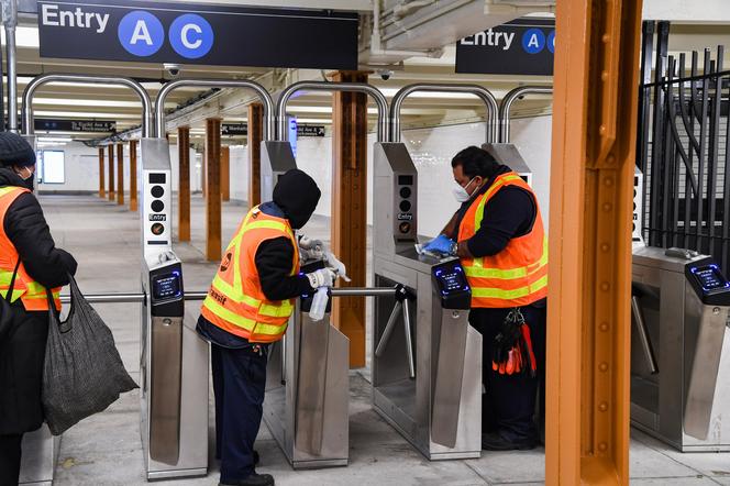 O pracy metra zadecydują... lekarze