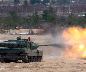 Czołg Leopard 2E na poligonie