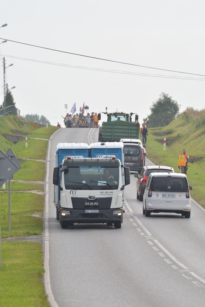 Śpiewający dzień lubelskich pątników na szlaku do Jasnej Góry!