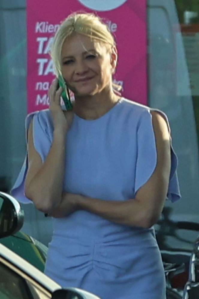 Małgorzata Kożuchowska jeździ autem za pół miliona w obcasach