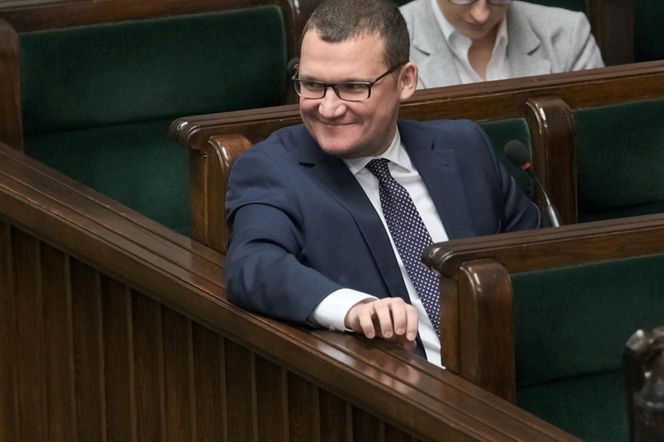 Tusk uderzył w Nawrockiego. Szefernaker: "Gospodarczy dyletant"