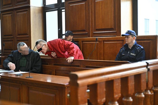 Proces w sprawie zabójstwa niemieckich emerytów. Sędzia do oskarżonego, który się nie przyznaje, ale ma dużo do powiedzenia: "Brzmi to tak, jakby pan tam był"