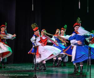 Jesienny koncert Zespołu Pieśni i Tańca Świerczkowiacy w Centrum Sztuki Mościce