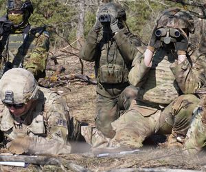 Międzynarodowe ćwiczenia NATO w Toruniu. Naprowadzali ogień na wyznaczone cele [GALERIA]