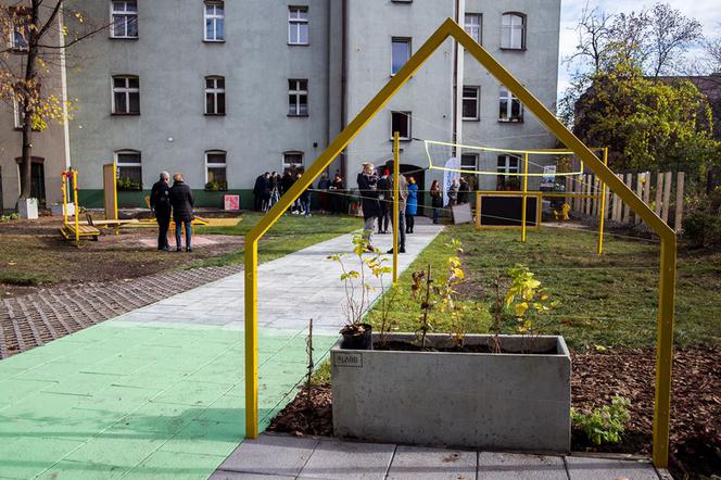 Plac na Glanc - Dąbrówka Mała