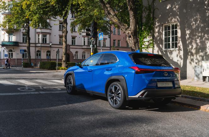 Lexus UX