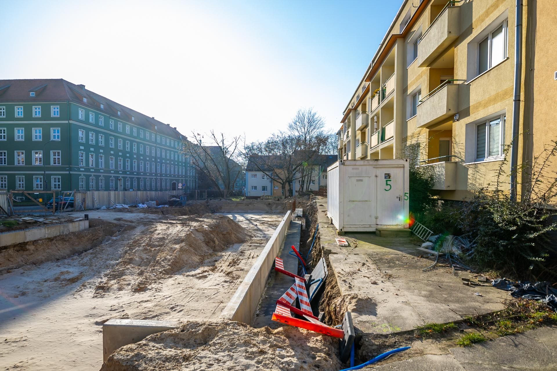 Wstrzymana budowa bloku przy ul. Szymanowskiego w Szczecinie