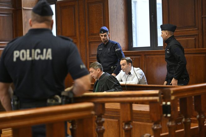 Proces Dawida Mirkowskiego o zabójstwo na Nowym Świecie. "Ja go, k***a, pociąłem!"