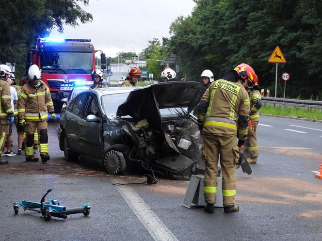 Czołówka pod Wołominem. Dwie osoby w szpitalu