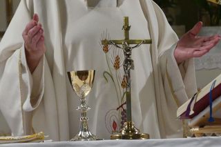 Proboszcz z Dolnego Śląska zmienił termin kolędy na wiosnę. Efekt przerósł oczekiwania 