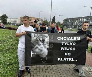 Śmierć 19-letniego Oliwiera wstrząsnęła elblążanami. Matka nie ma wątpliwości: jej syn został brutalnie pobity