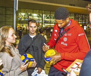 Powrót siatkarzy po zwycięstwie w Lidze Narodów
