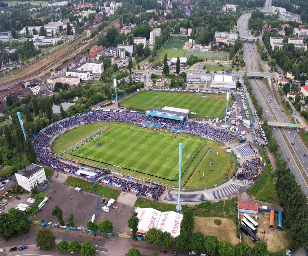 Chorzów: maszt oświetleniowy na stadionie przy Cichej zostanie zdemontowany 