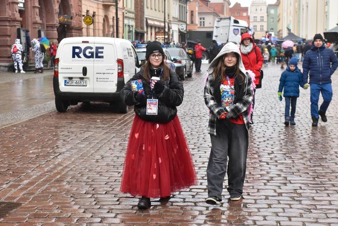 WOŚP 2025 w Toruniu. 33. Finał Wielkiej Orkiestry Świątecznej Pomocy - zdjęcia mieszkańców i gości ze starówki