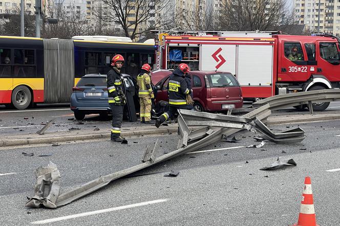 Karambol na Radzymińskiej. Są ranni