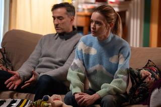 Na dobre i na złe, odcinek 923: Molenda (Filip Bobek), Dominika (Paulina Gałązka)