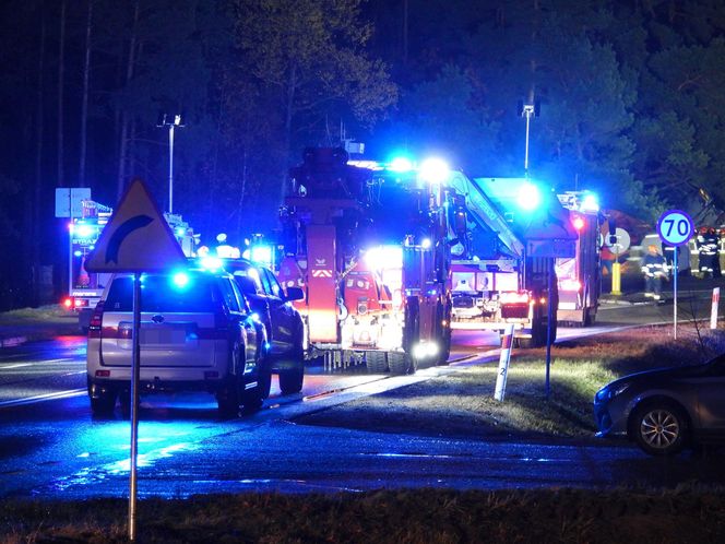 Przewalona cysterna z azotem w Skuszewie.