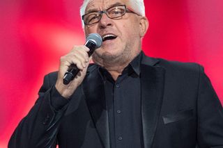 To on wygra The Voice Senior? Widzowie aż nie mogą wyjść z podziwu!