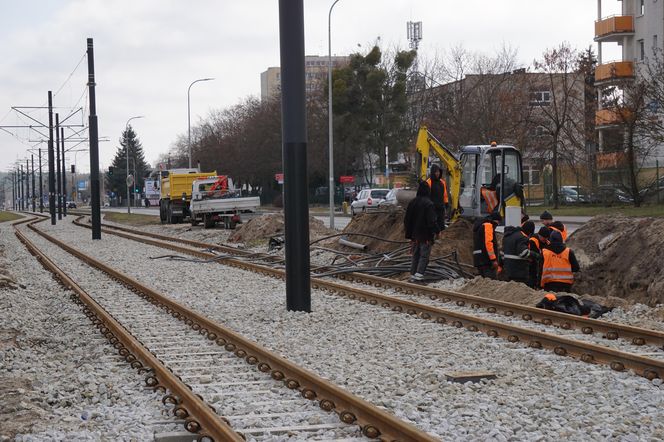 Remont torowiska na ul. Toruńskiej w Bydgoszczy. Wiemy, kiedy tramwaje wrócą na stałe trasy