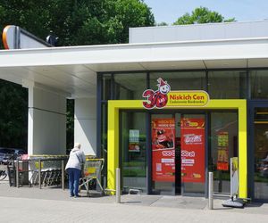 Biedronka nie zwalnia tempa. Promocje na mleko, wędliny, olej i mięso to dopiero początek