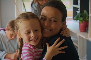 M jak miłość odc. 1701. Nadia (Mira Fareniuk),  Magda (Anna Mucha)