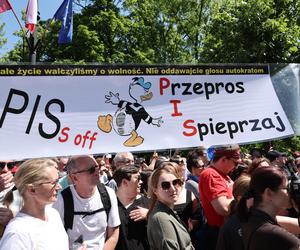 Marsz 4 czerwca. Tłumy w Warszawie