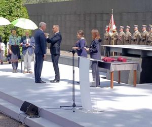 81. rocznica Powstania Warszawskiego. Prezydent Duda wręczył odznaczenia powstańcom