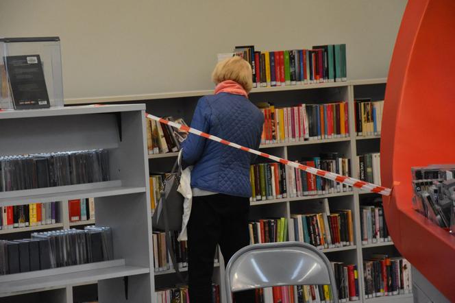 Biblioteki już otwarte. Tak teraz wygląda wypożyczanie lektur! Książki na kwarantannie [ZDJĘCIA] 