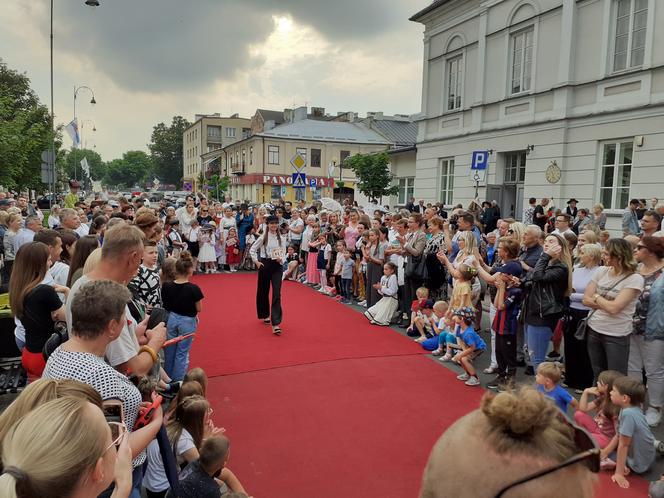 Siedlczanie mogli wsiąść w wehikuł czasu i zobaczyć ulicę Pułaskiego - Piękną sprzed stu lat