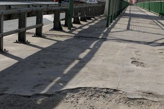 Most Siekierkowski do remontu. ZDM zdradził, co nowego będzie się działo na drogach w tym roku