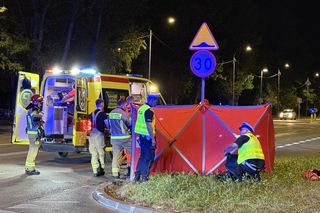 Dramat na Bemowie. Busem wjechał w motocyklistę i uciekł