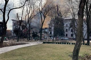 Od bomb, pocisków i rakiet giną też zabytki. Ukraińcy dokumentują straty