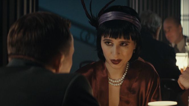 Zatoka szpiegów, odcinek 16. Engel (Michał Balicki), Lisa (Weronika Pęter)