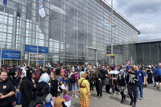 Pyrkon 2024 z kolejnym rekordem! Gigantyczna kolejka do wejścia ustawiała się na kilka godzin przed otwarciem! 