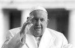 Papież Franciszek nie żyje.