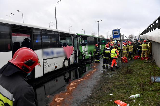  Miejsce zderzenia dwóch autobusów na ul. Gdańskiej w Szczecinie