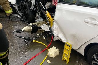 Groźny wypadek w Krzesku-Majątku. W aucie zakleszczona była jedna osoba