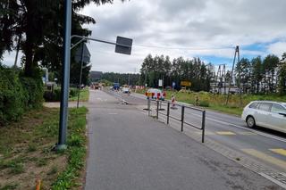 Przebudowywane na rondo skrzyżowanie DK51 z ulicą Wadąską oraz drogą do Osiedla Sterowców