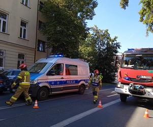 Wypadek na skrzyżowaniu ulic Szkotnik i Mościckiego