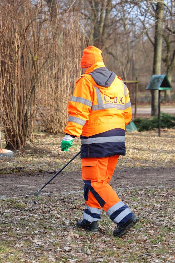 Trwają przygotowania do wiosny. Wielkie sprzątanie w łódzkich parkach