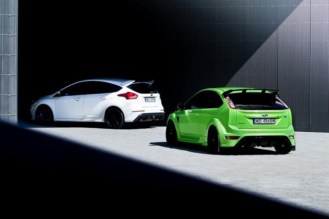 Ford Focus RS 2.3 EcoBoost i Ford Focus RS 2.5 Duratec