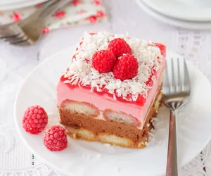 Ciasto Różowa Pantera -  uwodzicielski smakołyk bez pieczenia