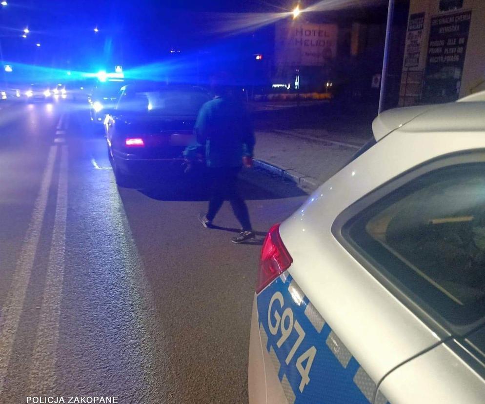 Zakopiańska policja i straż miejska zatrzymały pijanego kierowcę w okolicach cmentarza