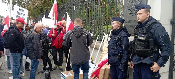 Demonstracja zwolenników PiS