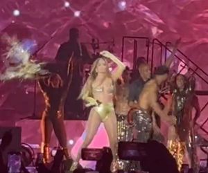 Jennifer Lopez nie nosi bielizny?! Tym razem na szczęście miała…