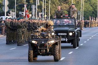 Święto Wojska Polskiego 2025 - transmisja na żywo. Gdzie i o której oglądać obchody 15 sierpnia?